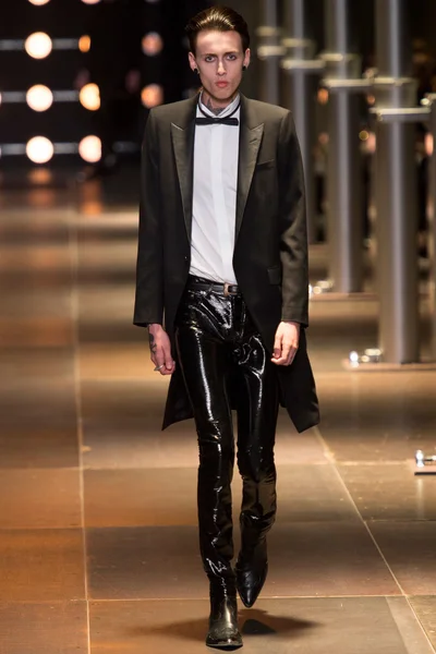 Look 20